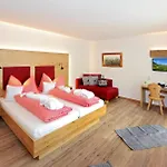 Hotel Eggerhof Mit Panorama Aussicht, Inklusive Verwoehnpension Und Joker Card 4*