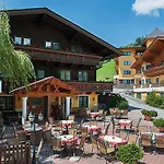 Hotel Eggerhof Mit Panorama Aussicht, Inklusive Verwoehnpension Und Joker Card 4*