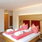 Eggerhof Mit Panorama Aussicht, Inklusive Verwoehnpension Und Joker Card 4* Saalbach-Hinterglemm